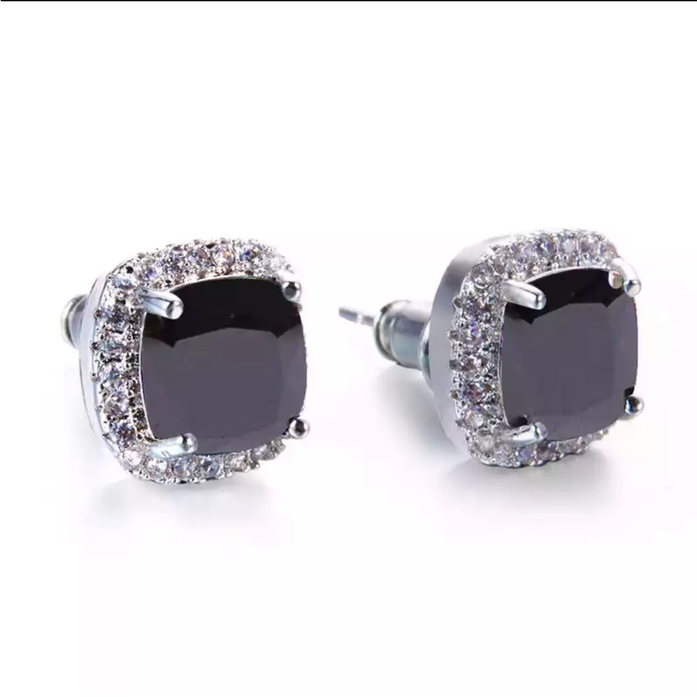 New 925 Silver Beautiful Square Sapphire Ring